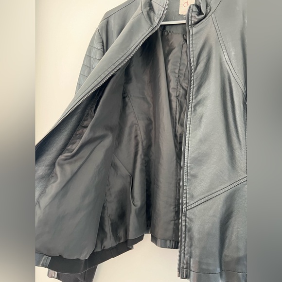 db Established 1962 Black Vegan Leather Stretch Knit Side Panels Jacket - Picture 6 of 8